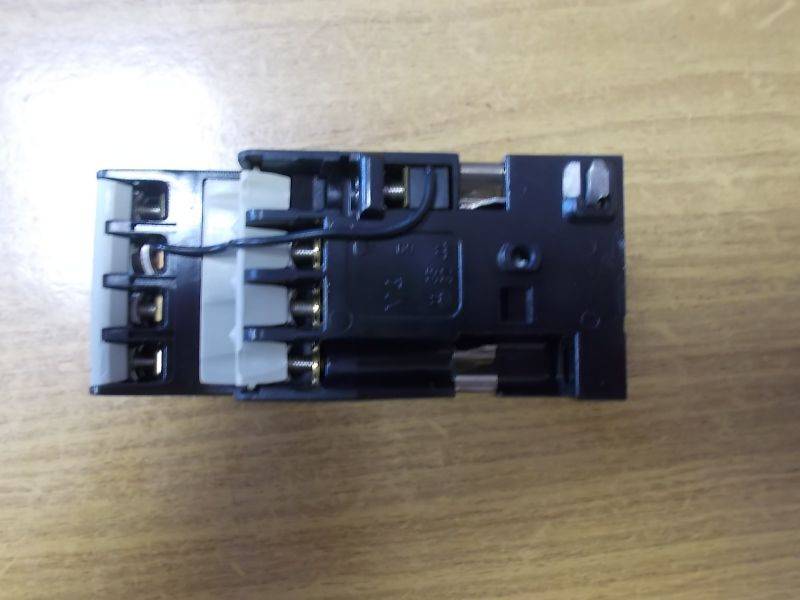 Контактор LS7 25A 24V DC AEG